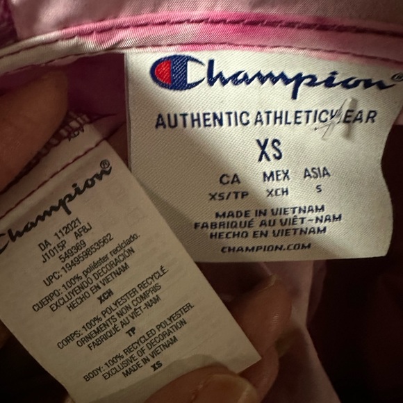 Champion made ATHLETIC-WEAR WATER + WIND RESISTANT rain jacket lightweight - Picture 7 of 7